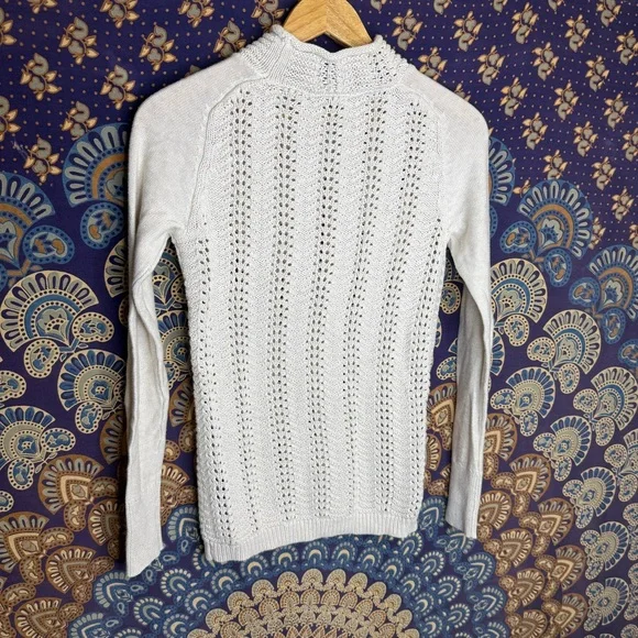 🦋5/20$🦋 cream Knit mock neck Sweater - Picture 10 of 10